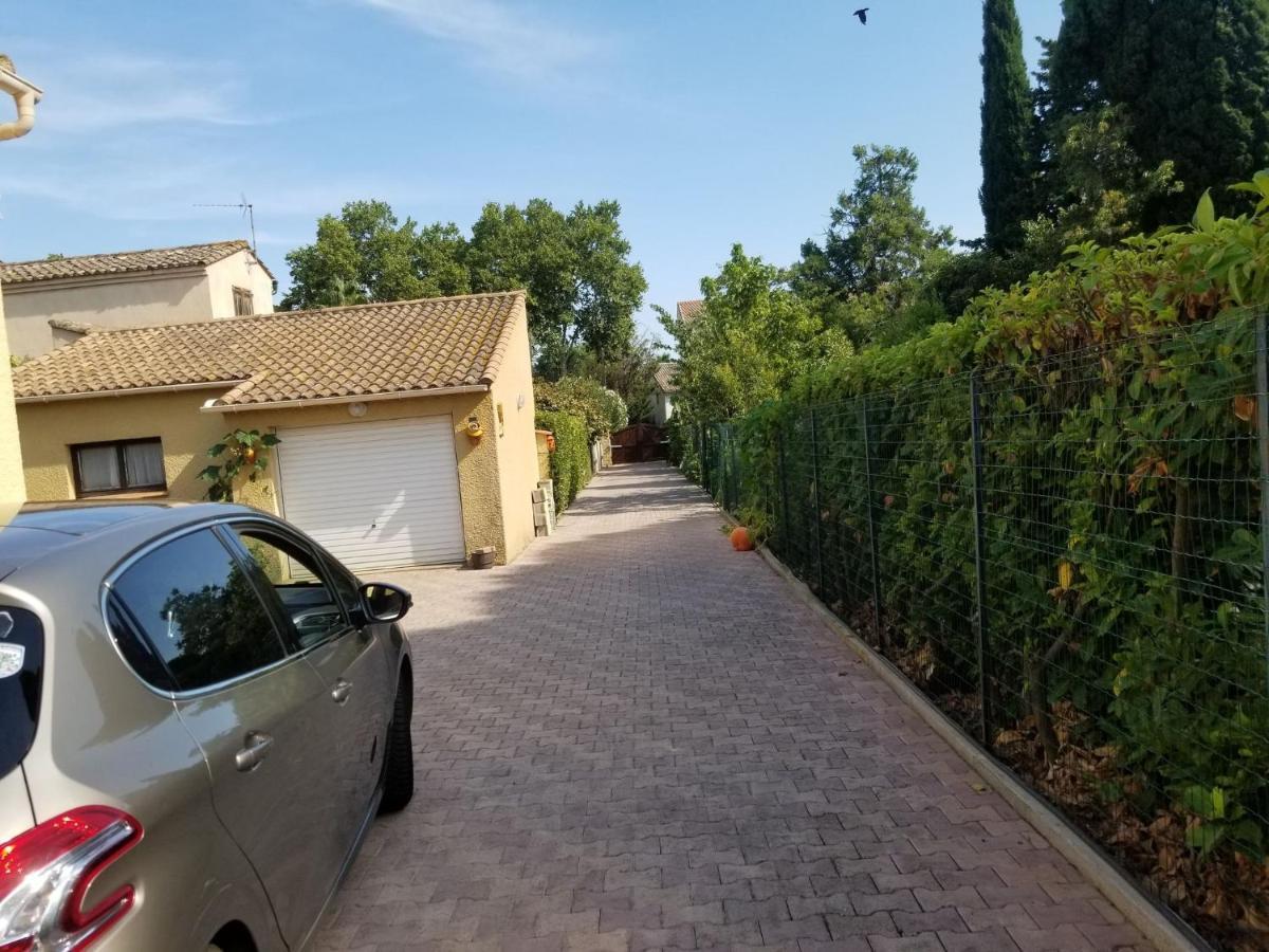 Bed and Breakfast Les Lauriers Espondeilhan Esterno foto